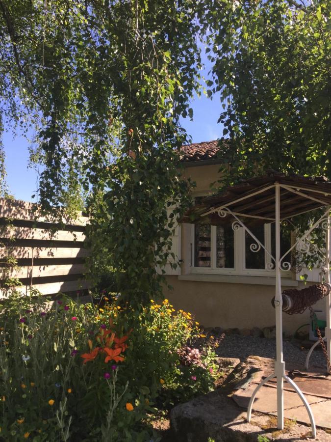 Le Gite Du Petit Renard: A Tranquil Gite With Pool Oradour-Saint-Genest Екстериор снимка